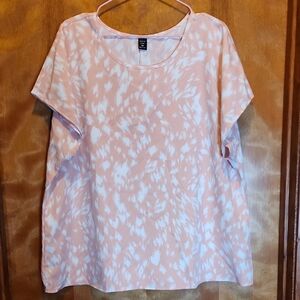 Women's Pink Patterned Top